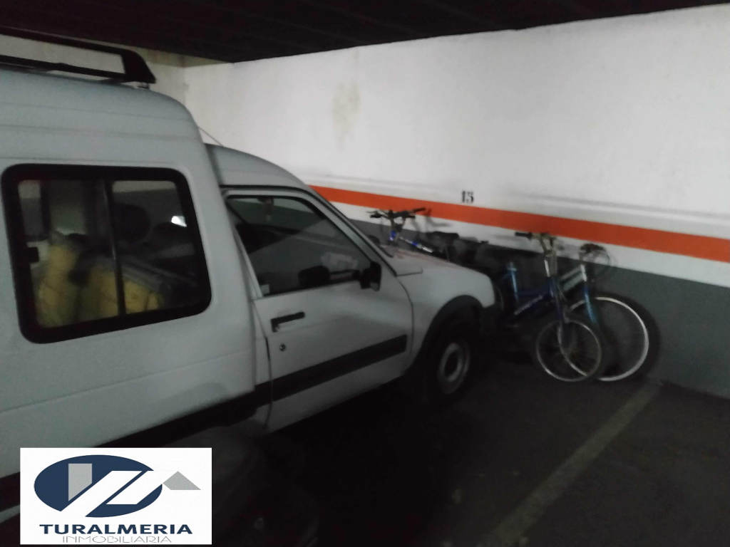 parking coche en venta en almería almería foto grande (3)