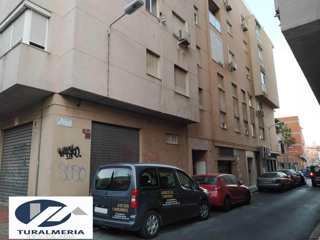 Parking coche en Venta en Almería Almería 