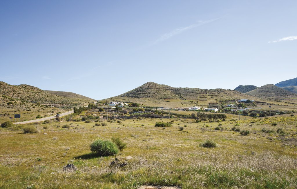 apartamento en alquiler vacacional en pozo de los frailes almería foto grande (2)