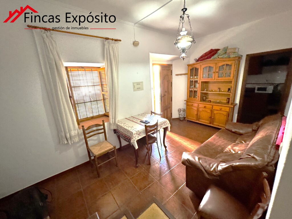 casa-chalet en venta en benamocarra málaga foto grande (2)