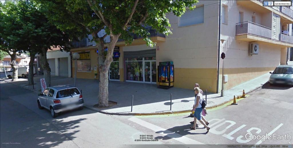 Local comercial en Venta en Jonquera, La Girona