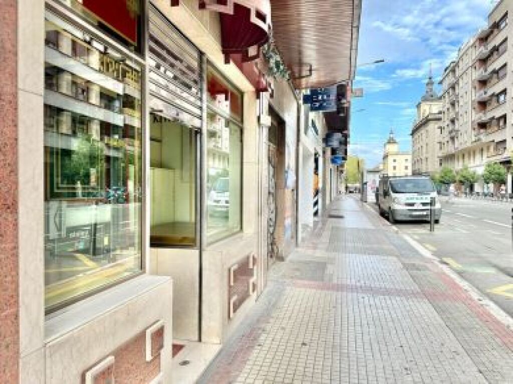 local comercial en alquiler en vitoria álava foto grande (2)