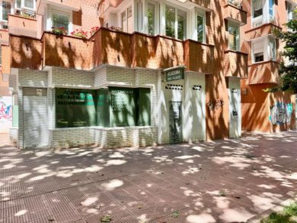 Foto local comercial en venta en vitoria san martin-seminario álava