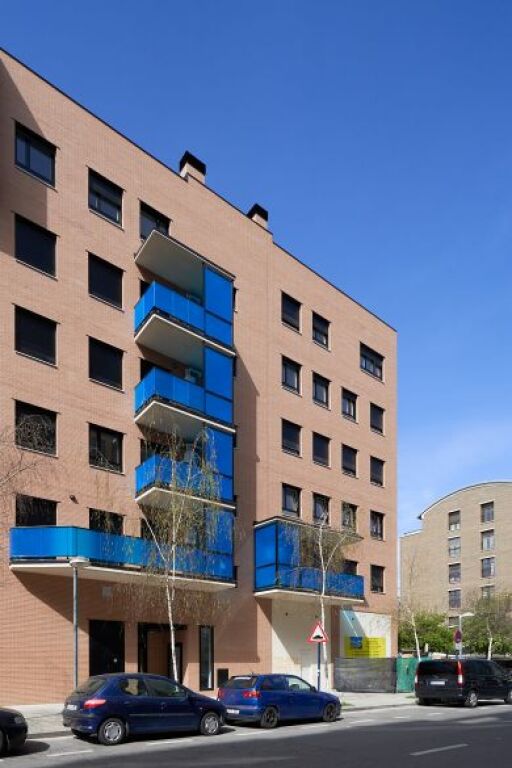Foto local comercial en venta en vitoria salburua álava