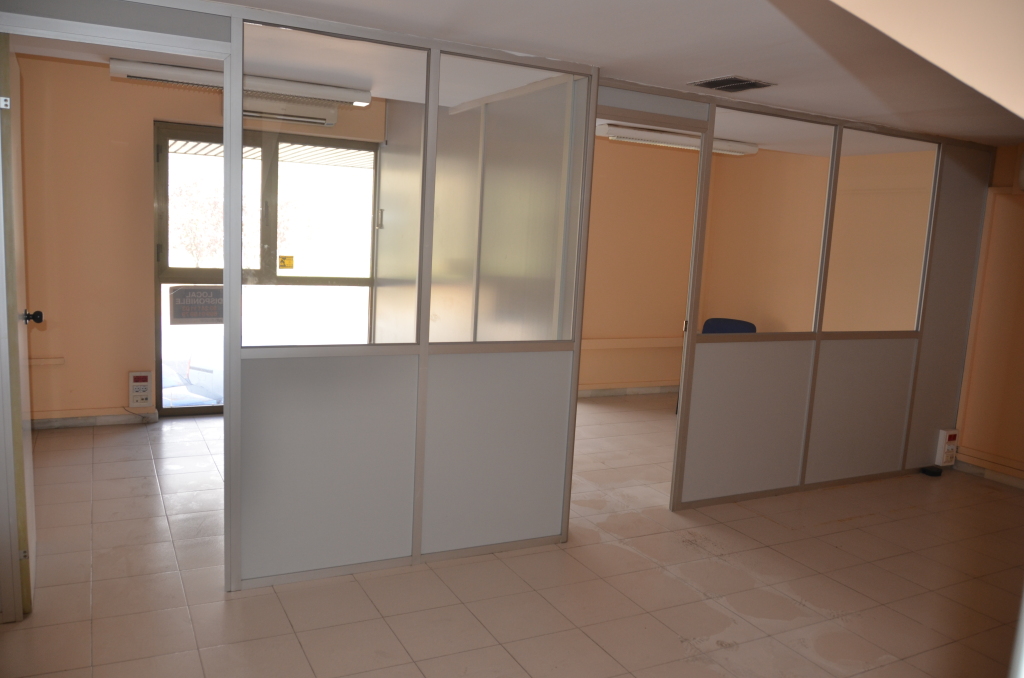 Segunda Mano España - Anuncios gratis España - Local comercial en Venta en Cornellá De Llobregat Barcelona ALMEDA