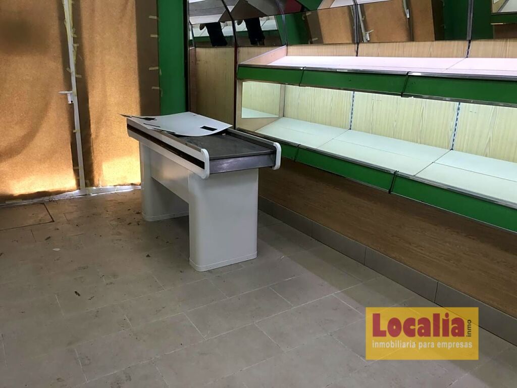 Foto tienda de alimentación en torrelavega