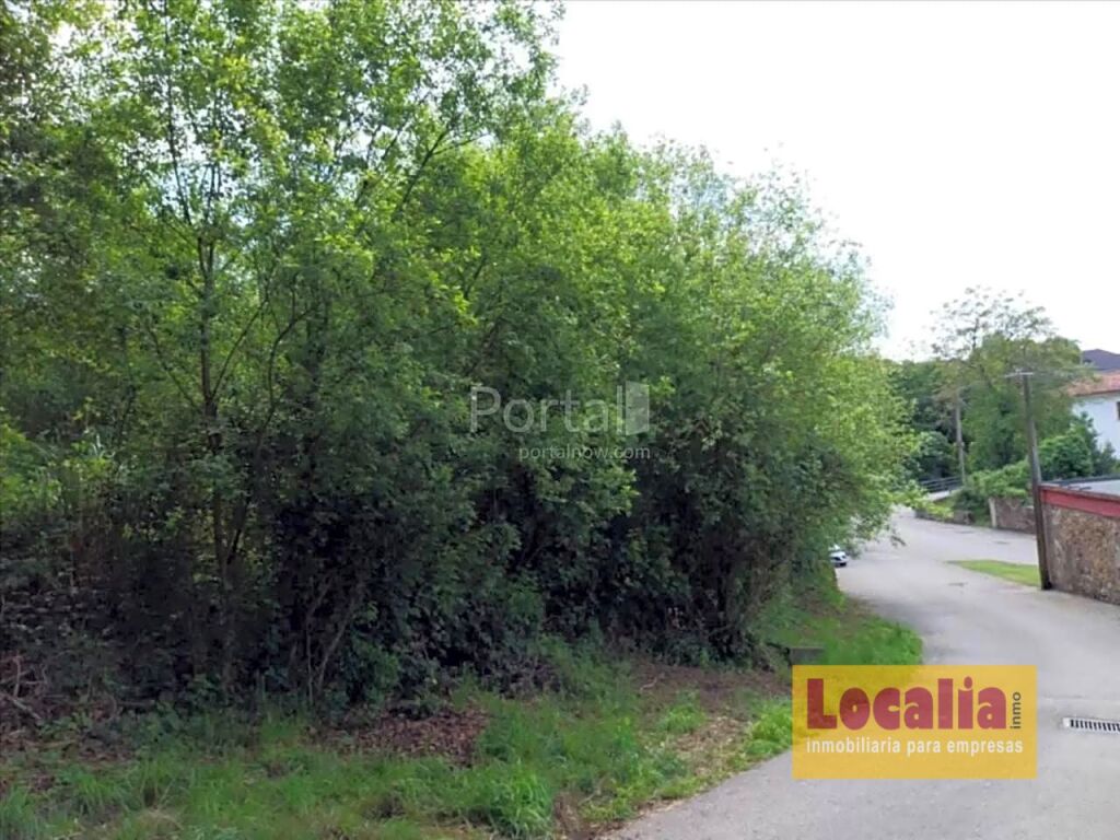 Plot for sale in Limpias
