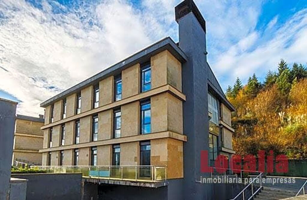 edificio en ambiente rural cerca de bilbao foto grande (2)
