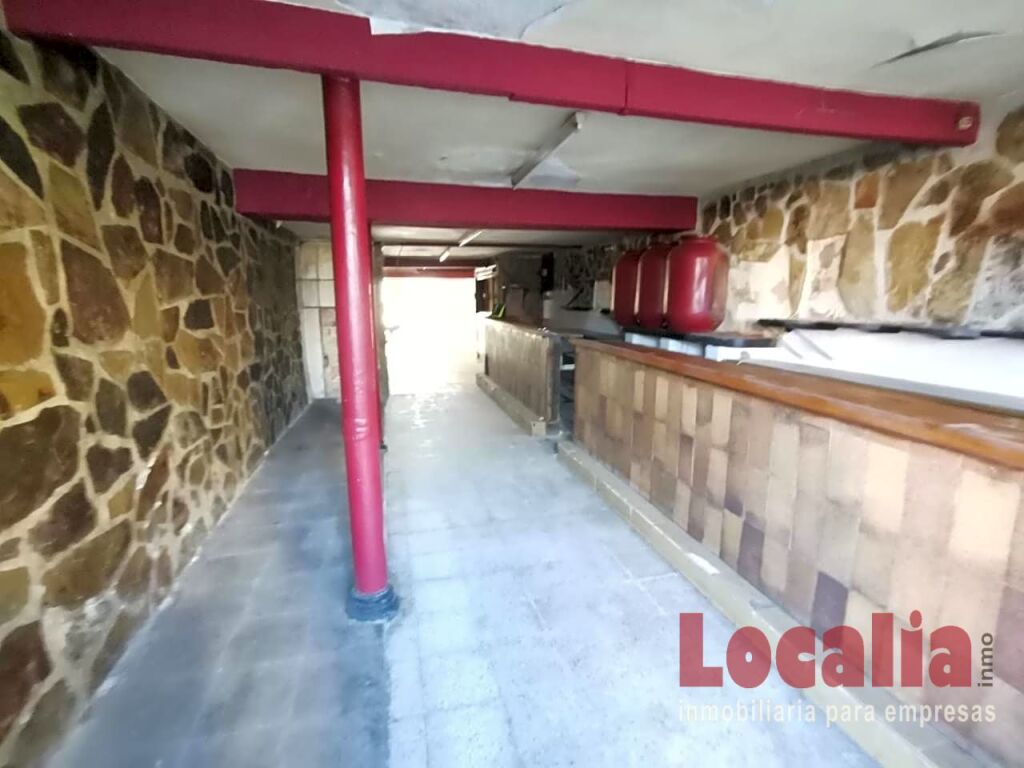 Foto local de hostelería en calle alta, santander