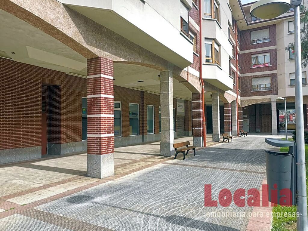 Foto local en alquiler en el centro de burtzeña. barakaldo.país vasco