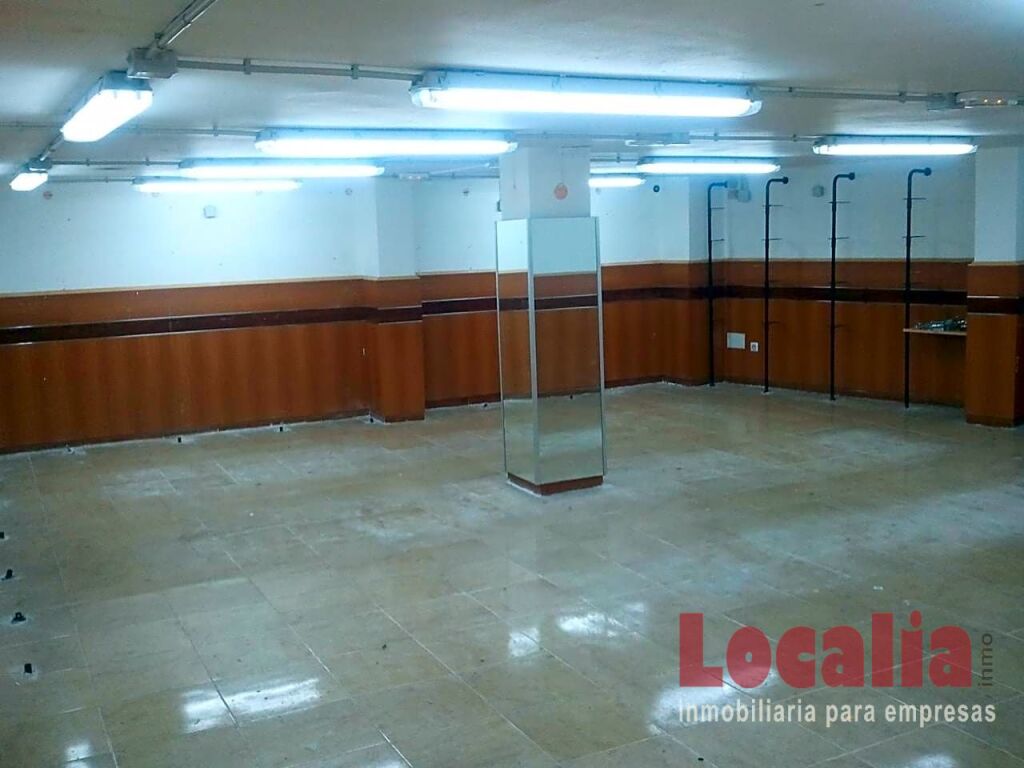 Foto local en rentabilidad muy cerca ayuntamiento santander