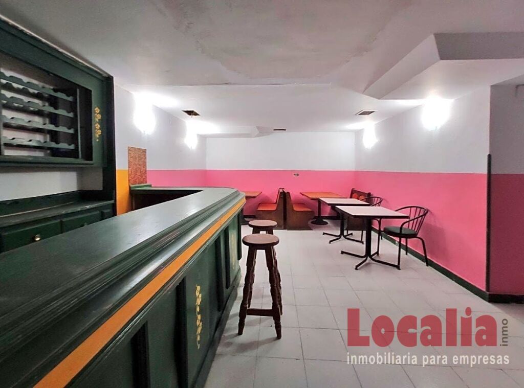 céntrico bar restaurante en solares, cantabria. foto grande (3)