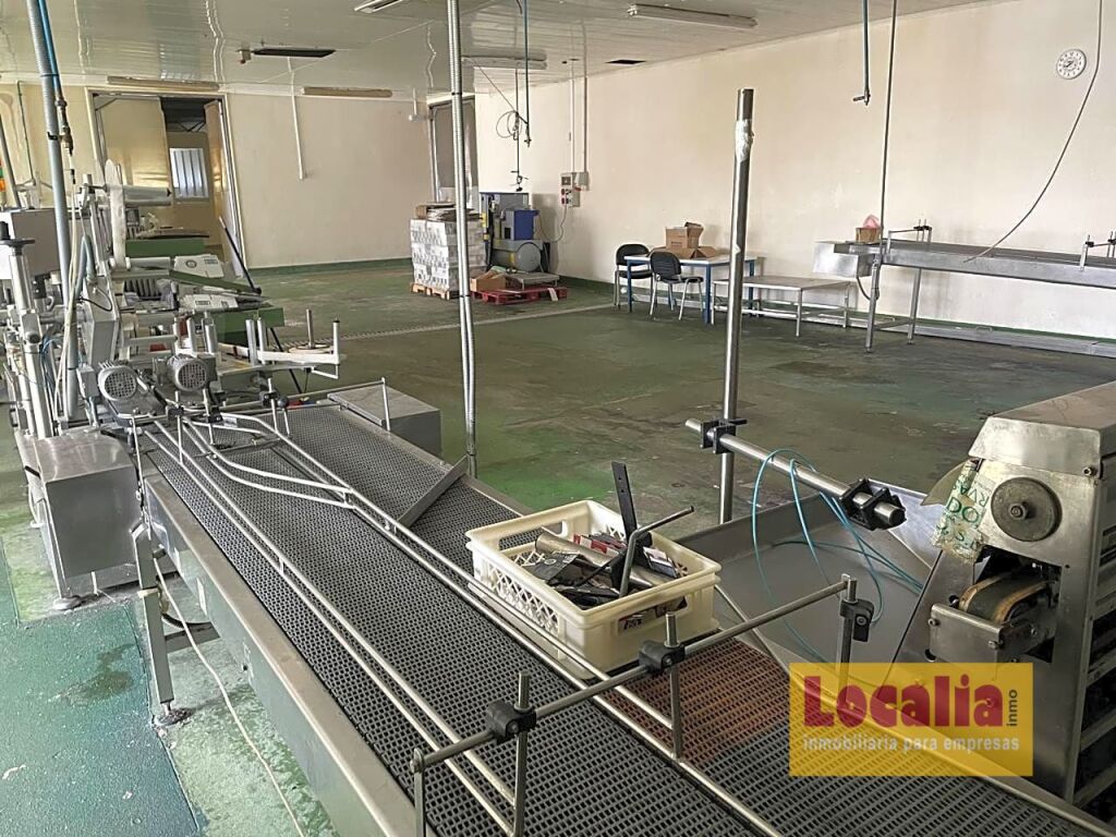 fábrica de conservas de alimentos en cantabria foto grande (3)