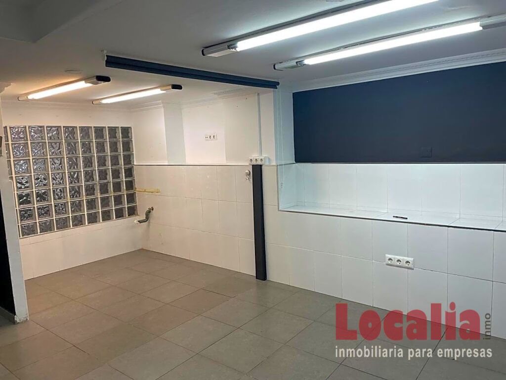 singular local en santander, cantabria. foto grande (2)