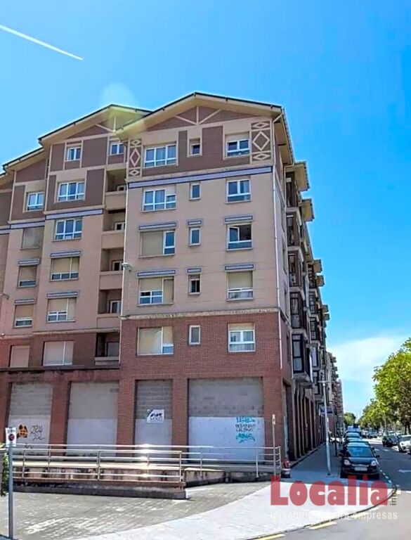 local diáfano de 600 m² en santander, cantabria. foto grande (2)