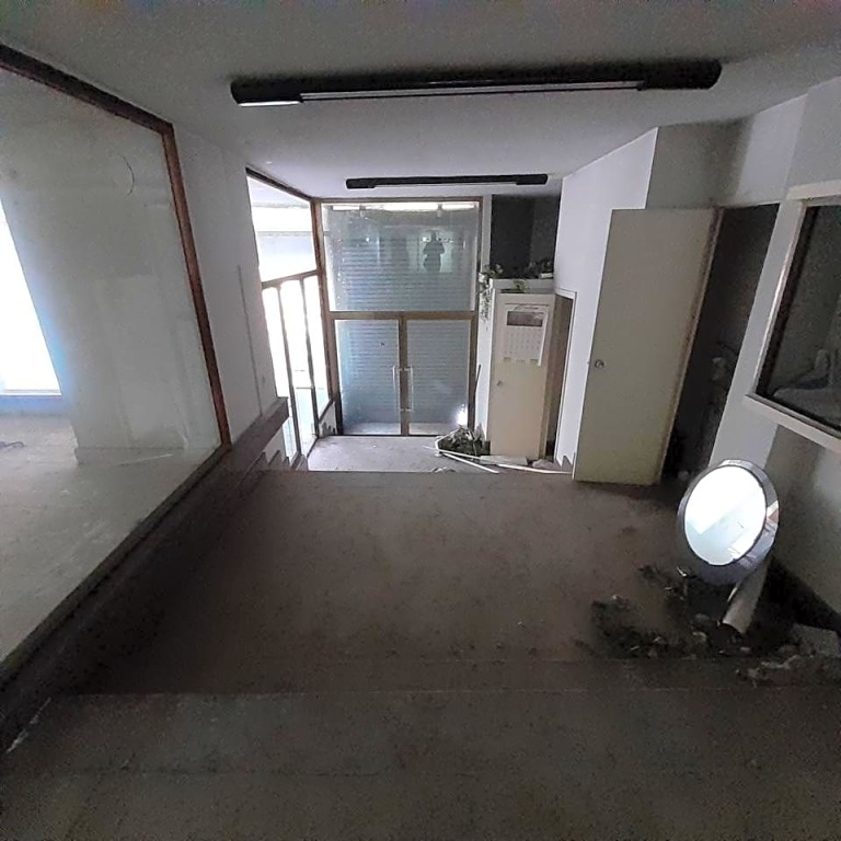 Foto local usado como galería comercial de 850 m²