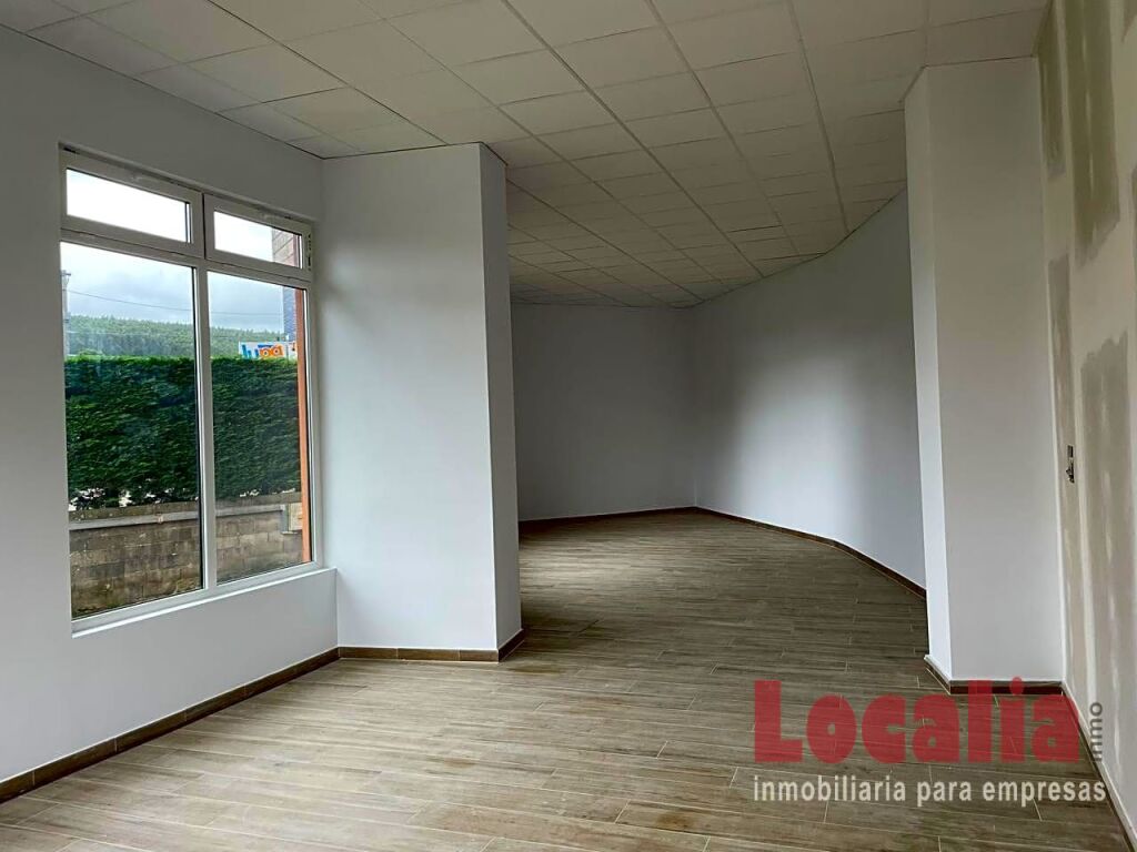 Foto local totalmente reformado en renedo. piélagos.