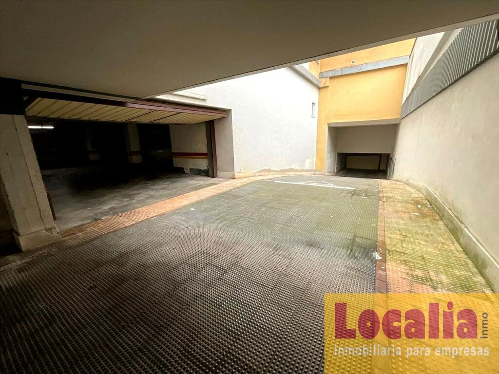plaza de garaje en venta en bezana. cantabria foto grande (2)