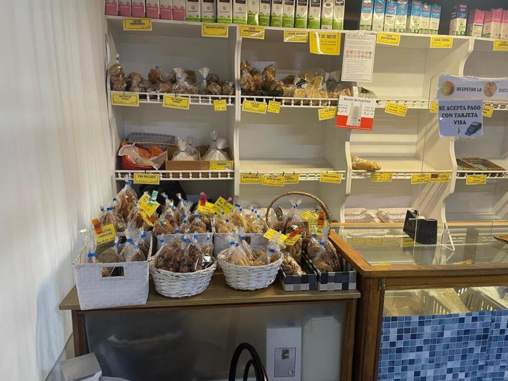 Foto panadería pastelería en alquiler en santander.