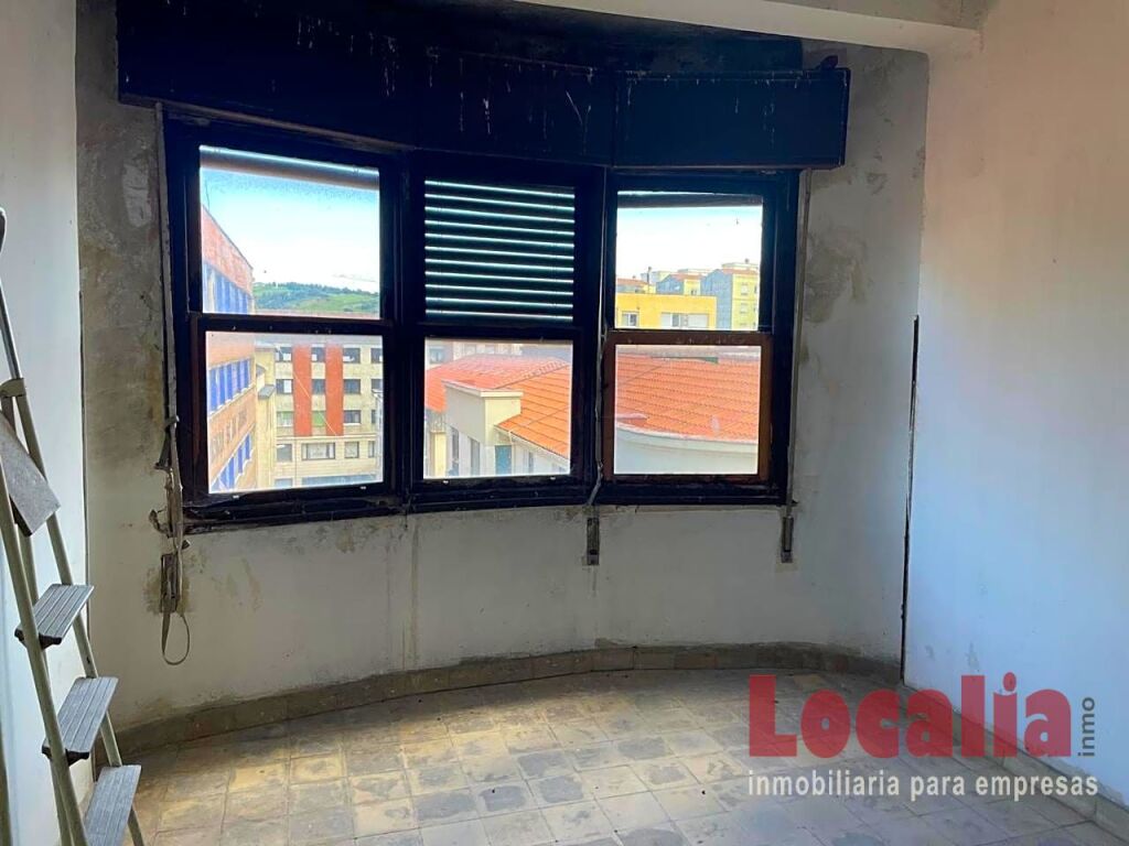 piso a reformar de 165 m². torrelavega . cantabria foto grande (2)