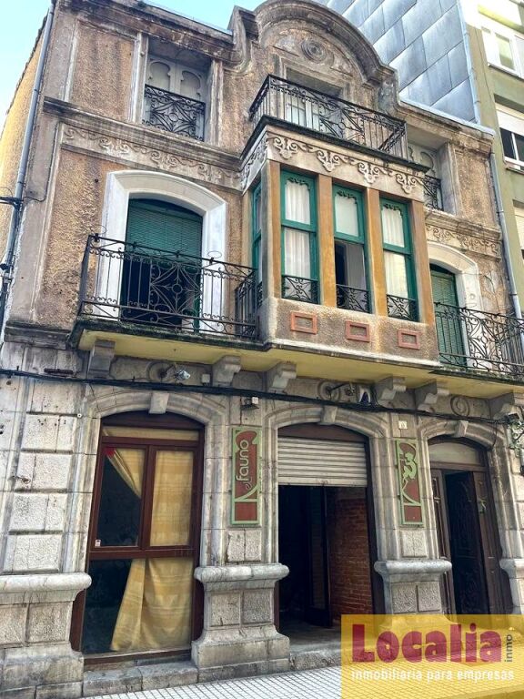 emblemático edificio en venta. santoña, cantabria foto grande (2)
