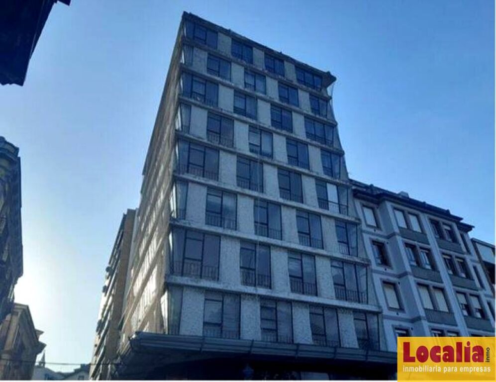 Foto edificio en venta en navia de 2500 m2