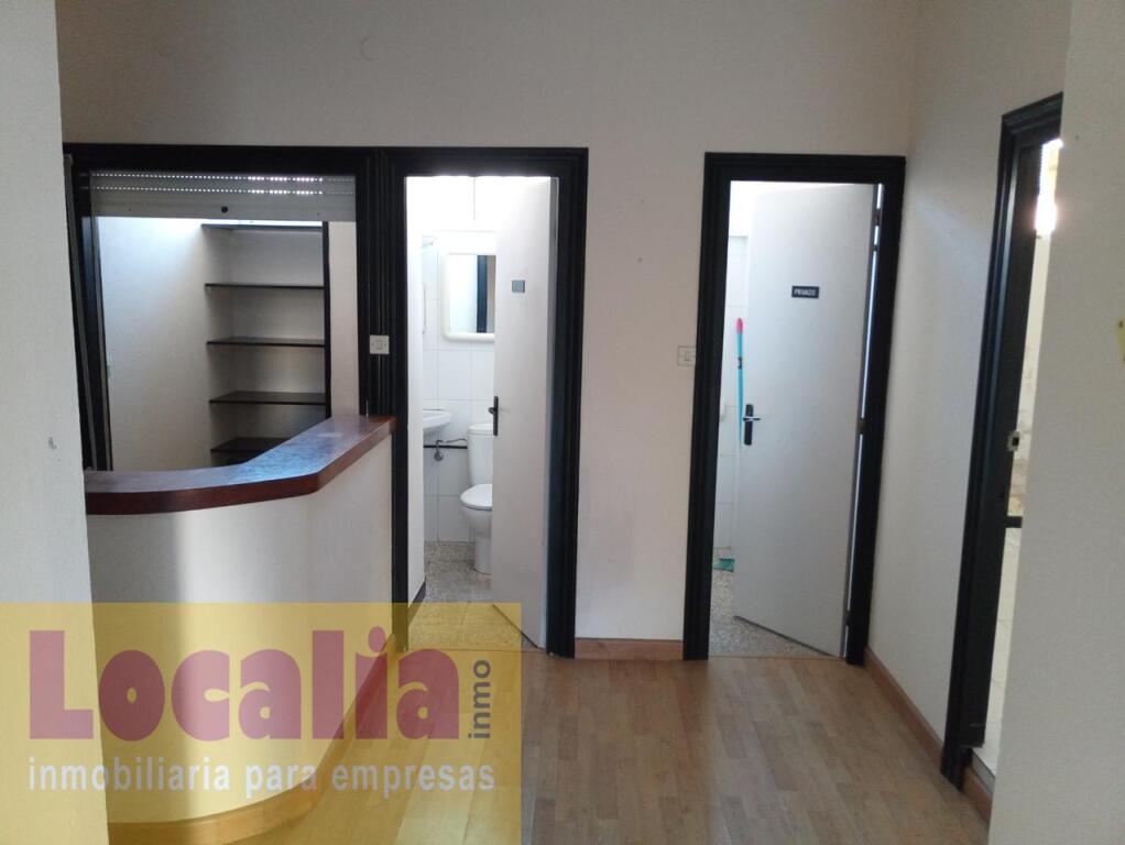 interesante local como academia, clinica fisioterapia u otras actividades foto grande (2)