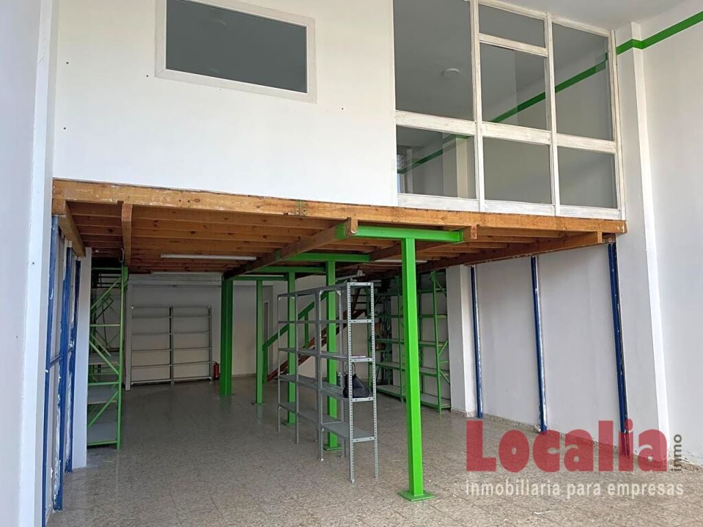 Foto local diáfano en centro de santander, cantabria.