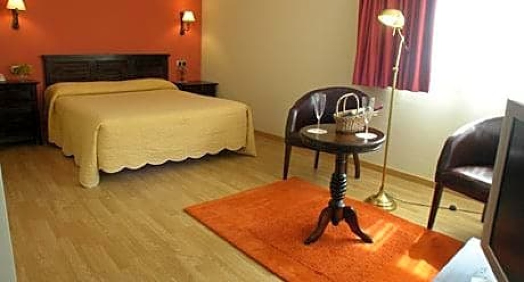 negocio en rentabilidad de alojamiento rural con restaurante foto grande (3)
