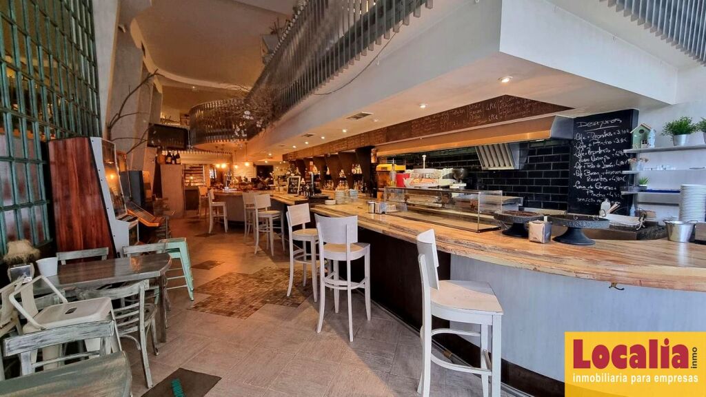 emblemático restaurante en venta en torrelavega. foto grande (2)