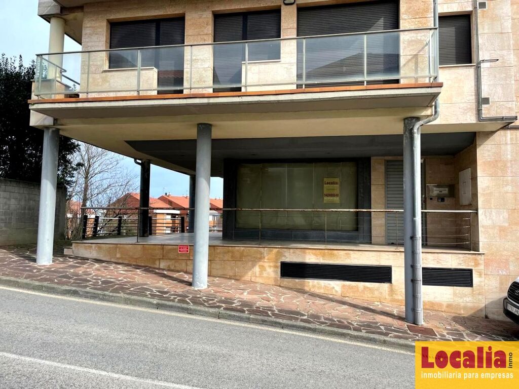 interesante y amplio local en venta. suances foto grande (3)