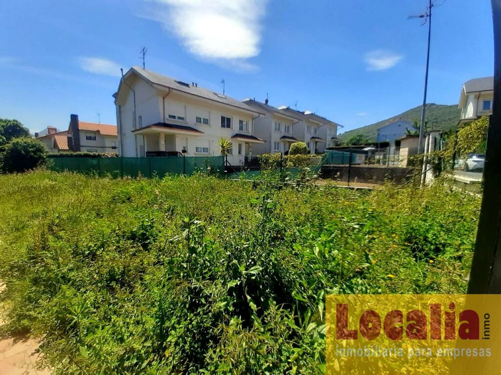 Foto chalet adosado a estrenar en castro urdiales