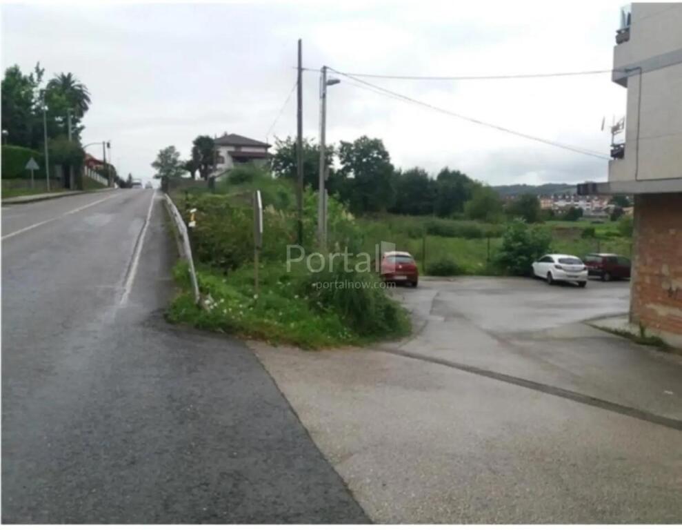 Foto terreno urbano para promoción, renedo de piélagos