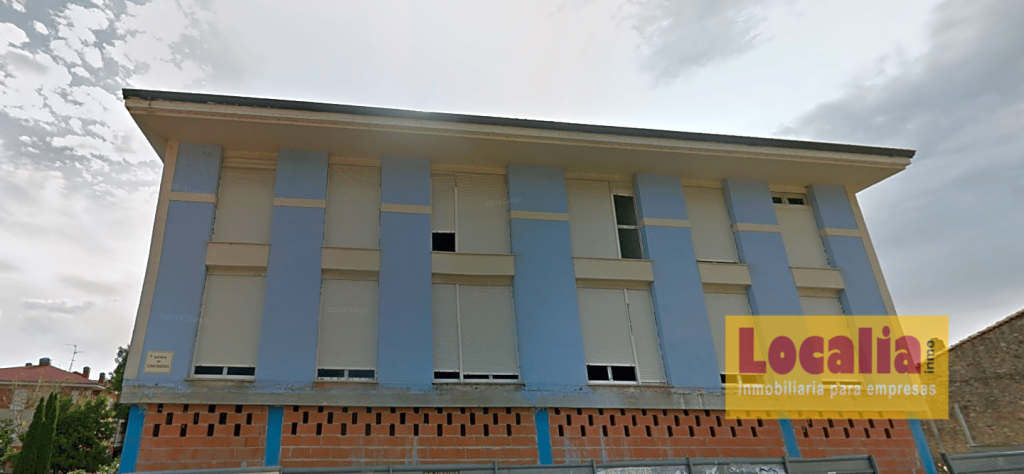 Foto inversores!, obra parada en los corrales de buelna