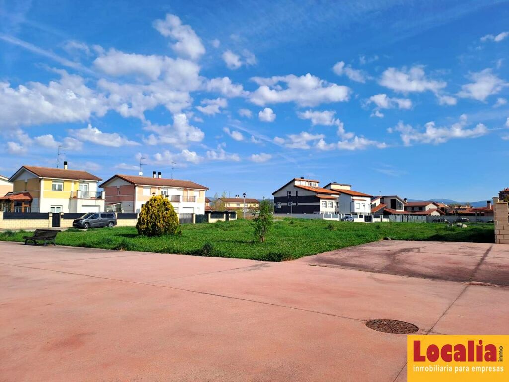 Foto promoción de 17 viviendas vpo, villarcayo, burgos