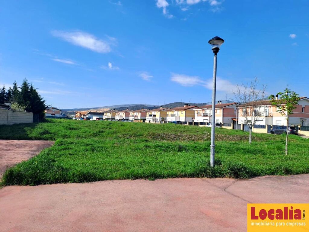 promoción de 17 viviendas vpo, villarcayo, burgos foto grande (3)