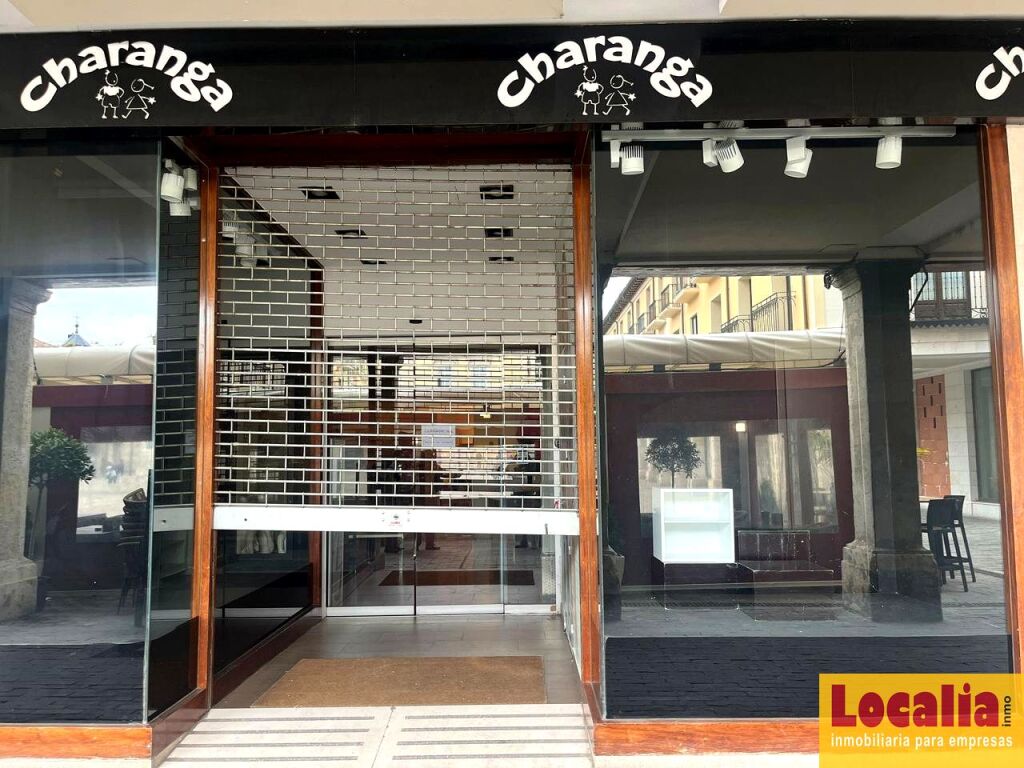 Foto interesante y amplio local comercial en palencia.
