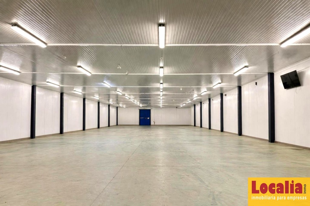 Nave Industrial Logística en Venta, Santander