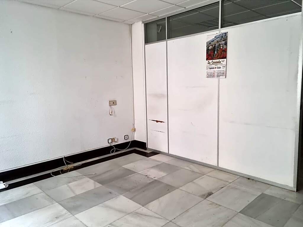 las oficinas más céntricas de santander foto grande (2)