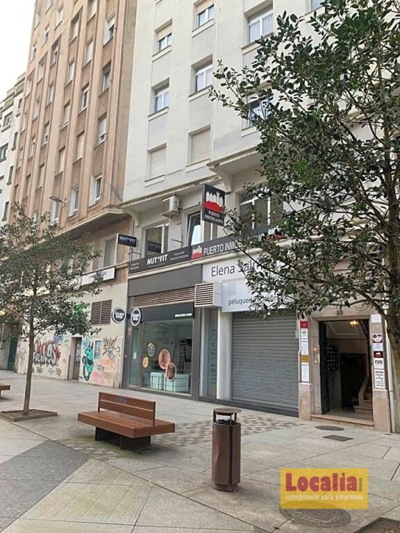 oficina entre el centro y la bahía, zona premium foto grande (3)