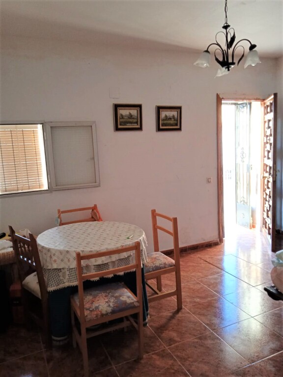 foto de oportunidad casa garaje patio
