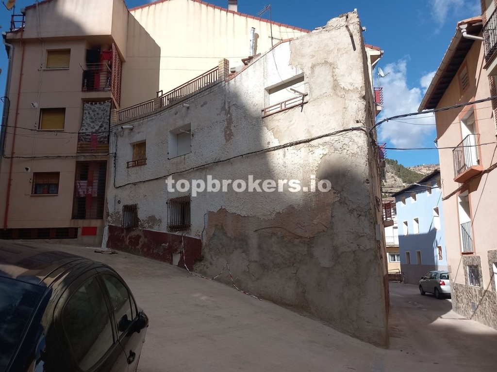 Casa de pueblo en venta en Alhama de Aragon