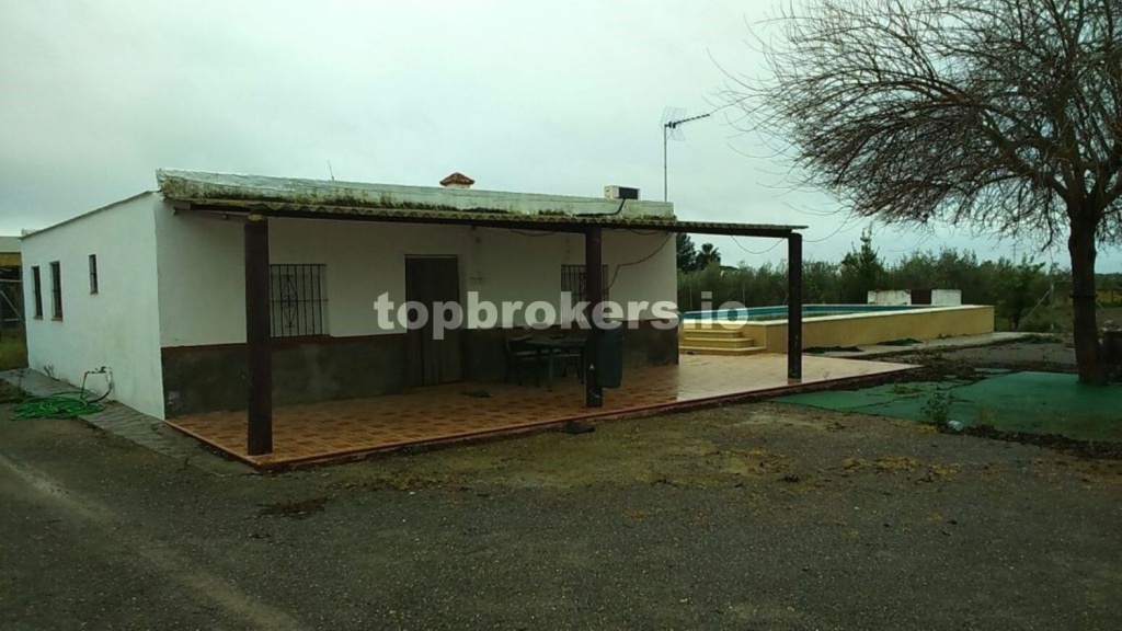 Chalet en venta en Utrera