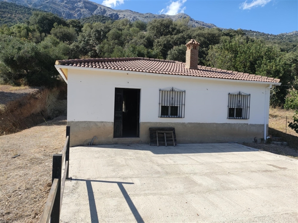 Foto casa de campo-masía en venta en jimera de libar málaga