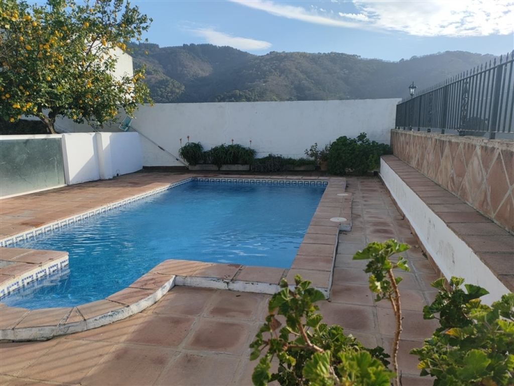 Foto casa de campo-masía en venta en jubrique málaga