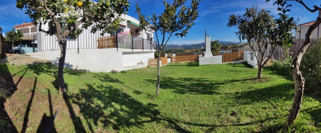 Foto casa-chalet en venta en estepona málaga