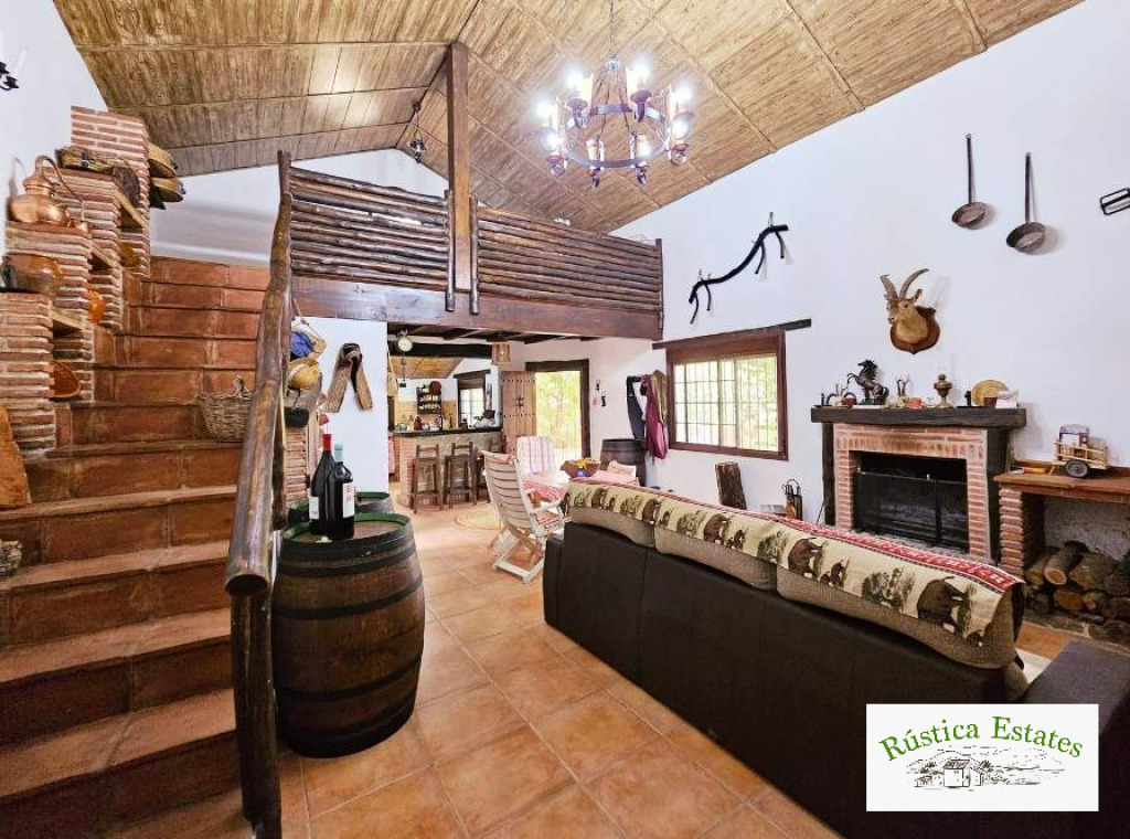 casa de campo-masía en venta en jubrique málaga foto grande (3)