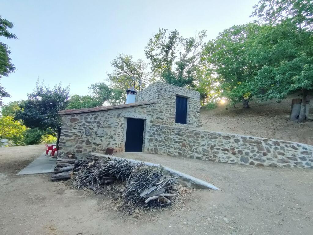 casa de campo-masía en venta en jubrique málaga foto grande (2)