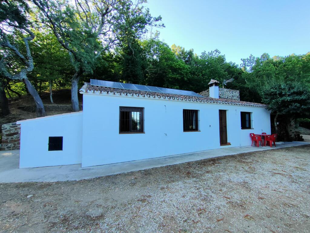 casa de campo-masía en venta en jubrique málaga foto grande (3)