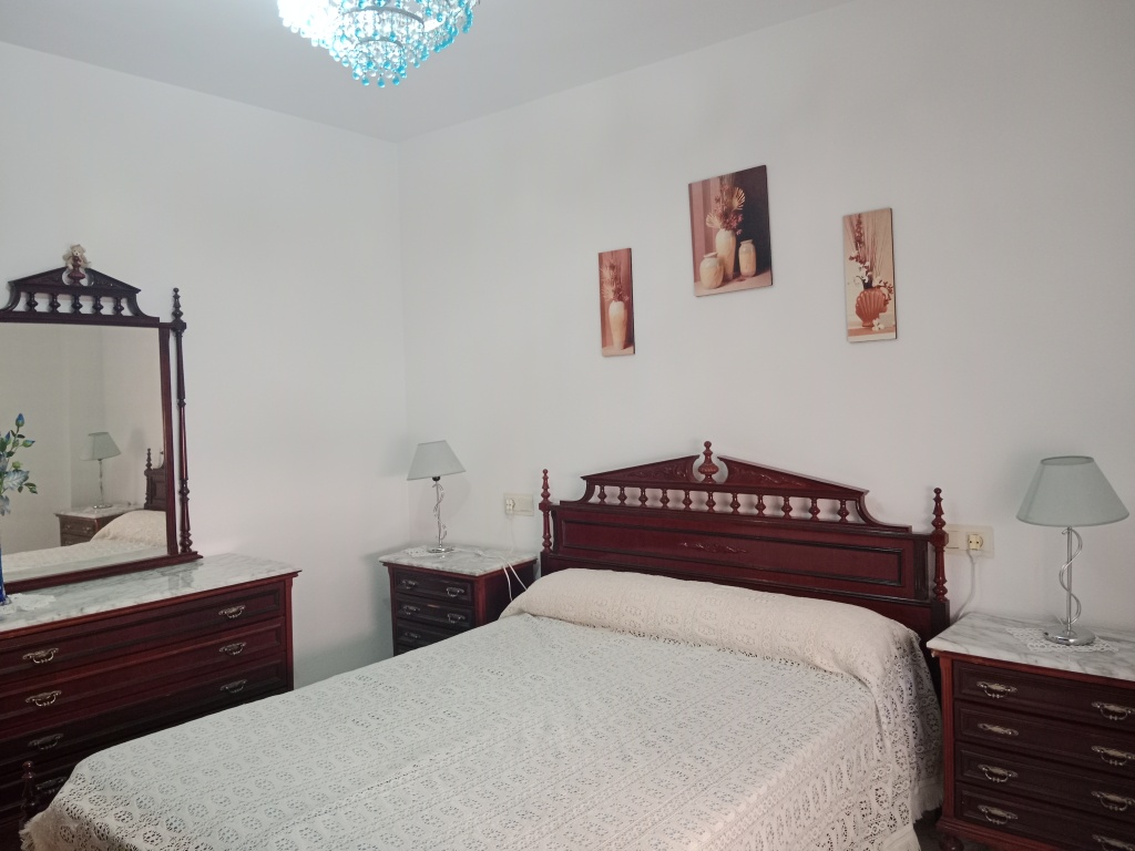 piso en venta en san luis de sabinillas málaga foto grande (3)